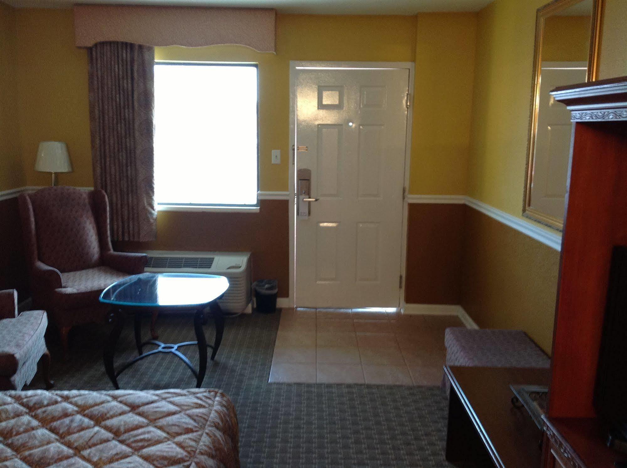 Colonial Inn And Suites - Memphis Southaven Buitenkant foto